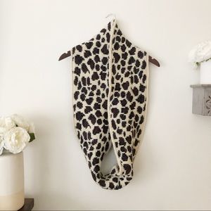 Betsey Johnson leopard print knit infinity scarf